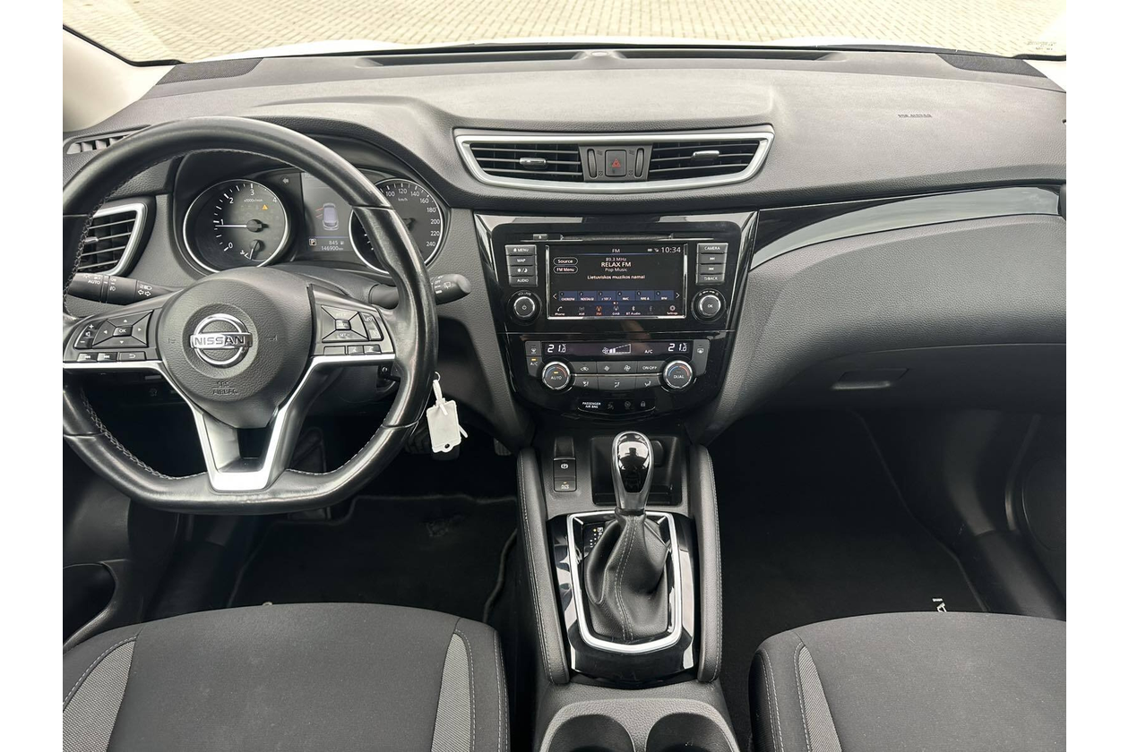 Nissan Qashqai car rental