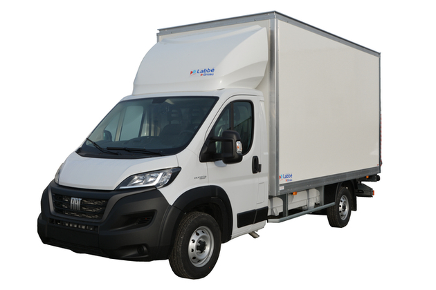 Fiat Ducato commercial car for rent