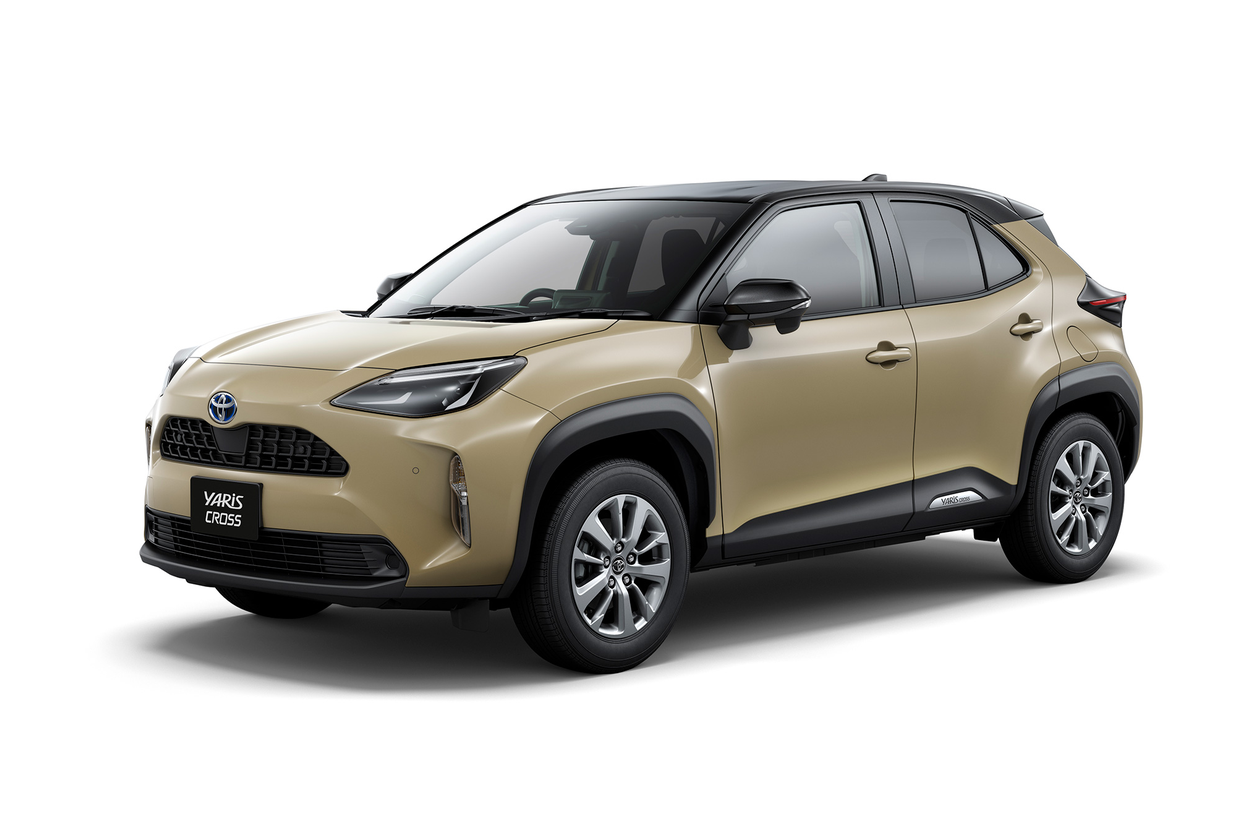 Toyota Yaris Cross automobilių nuoma