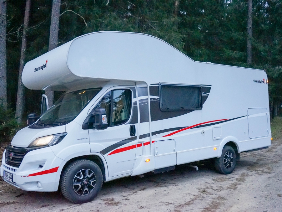 cars for travel at palanga airport
