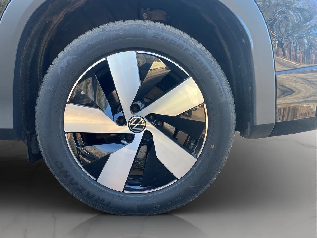 VW Tayron