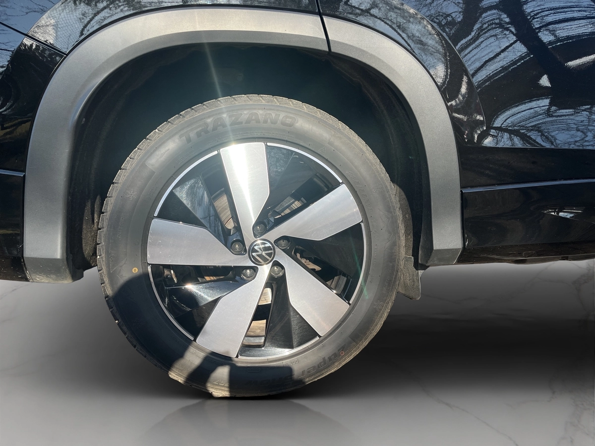 VW Tayron